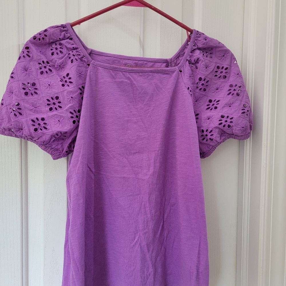 Top - Picture 1 of 1
